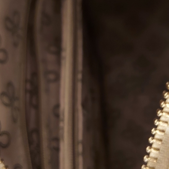 SOLD!!!Cute leather purse - Picture 9 of 16